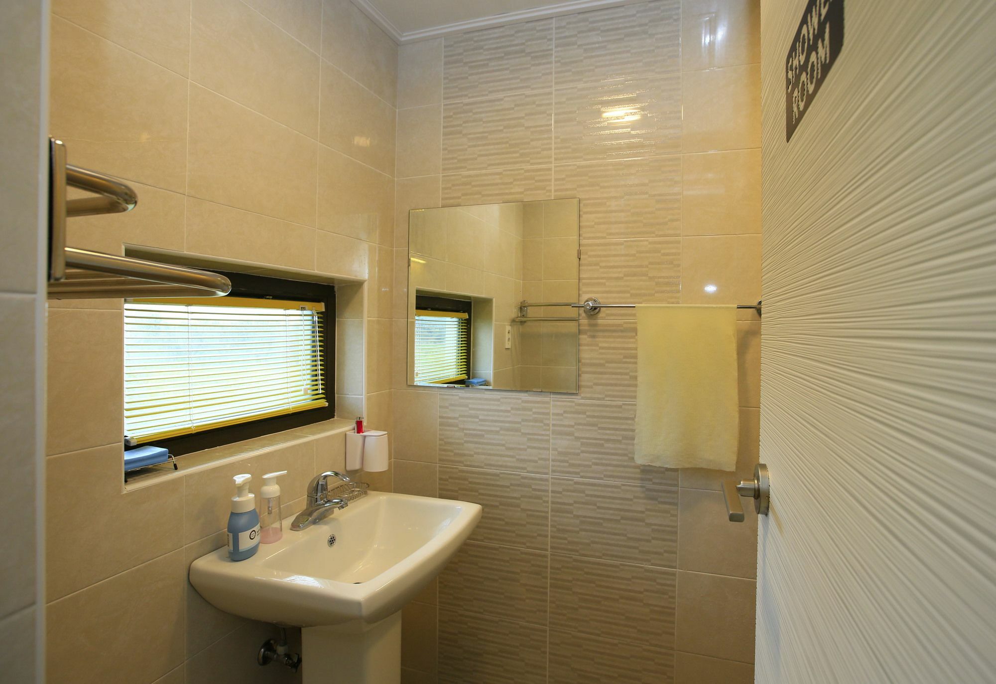Dongdong Guesthouse Jeju Exterior foto